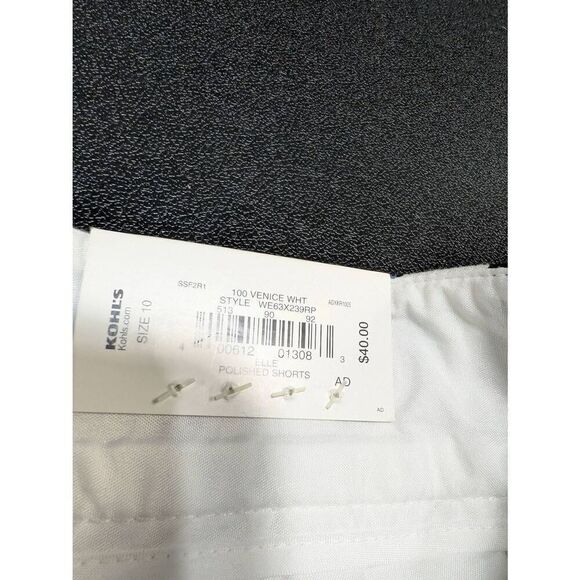 NWT ELLE White Black Blue Floral Striped Mid Waist Cotton Shorts 4" Inseam Women - Picture 4 of 7